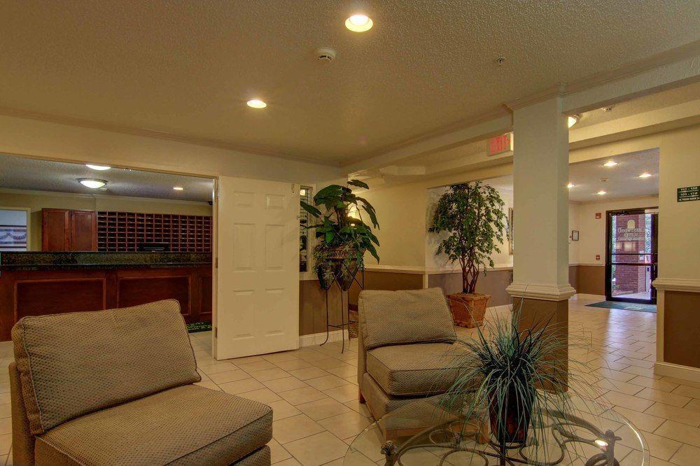 Intown Suites Extended Stay Marietta Ga - Roswell Rd ภายนอก รูปภาพ