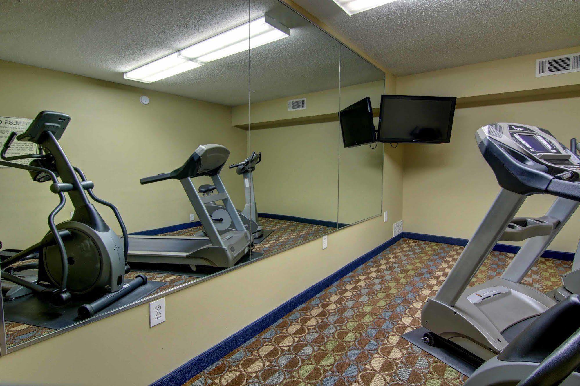 Intown Suites Extended Stay Marietta Ga - Roswell Rd ภายนอก รูปภาพ