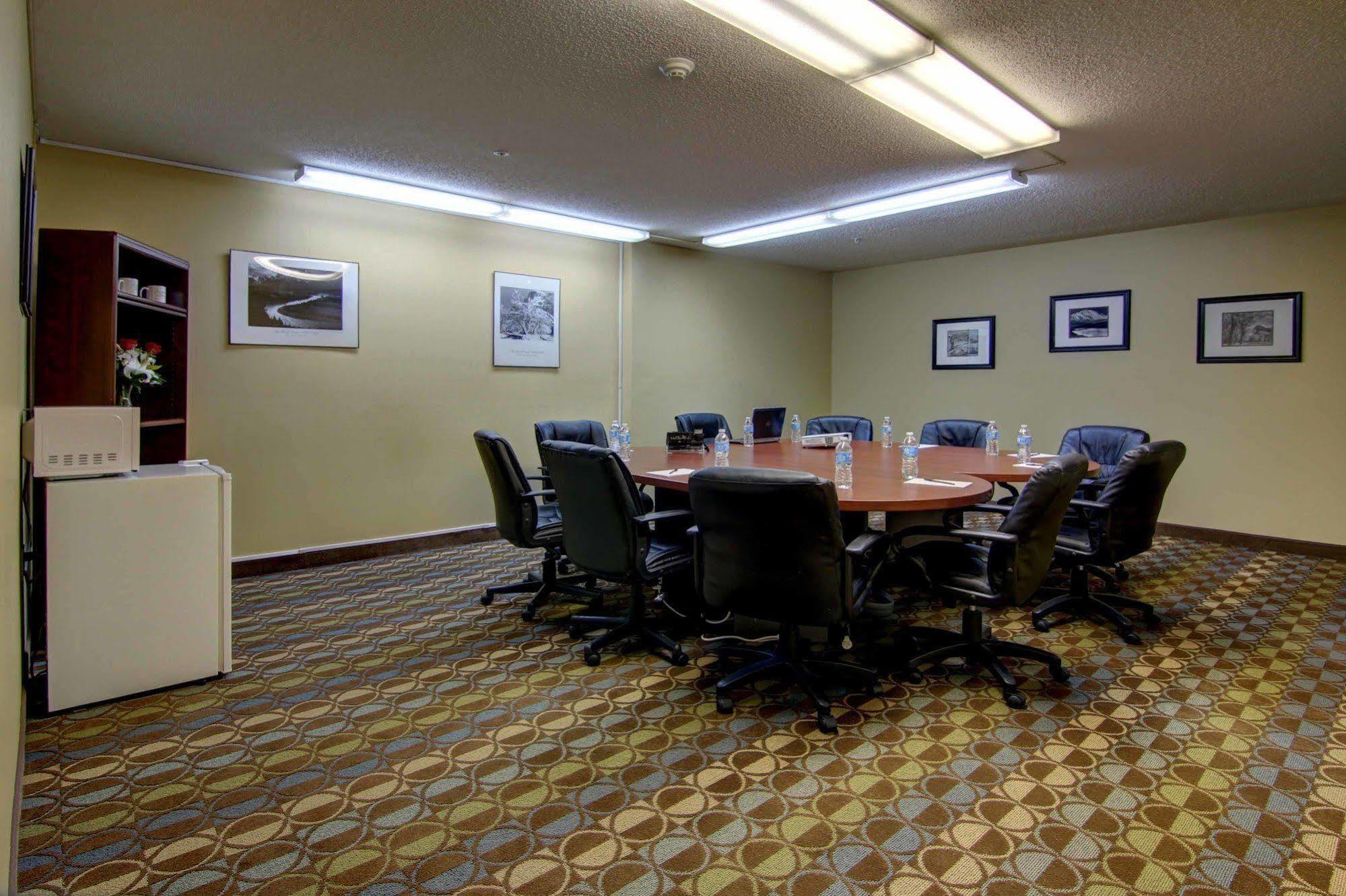 Intown Suites Extended Stay Marietta Ga - Roswell Rd ภายนอก รูปภาพ