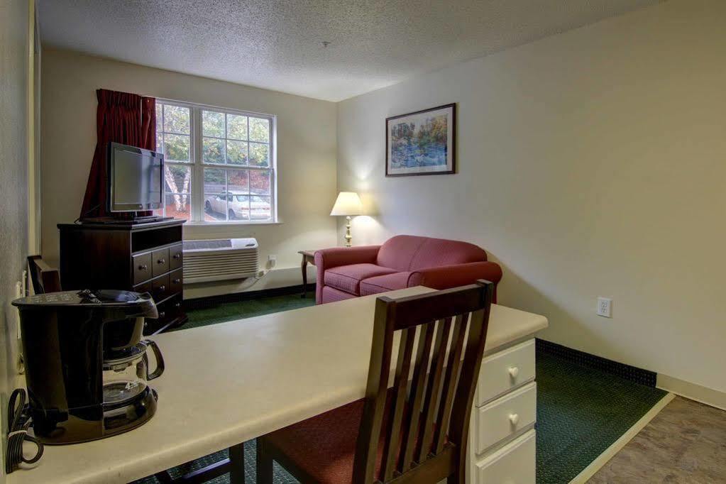 Intown Suites Extended Stay Marietta Ga - Roswell Rd ภายนอก รูปภาพ