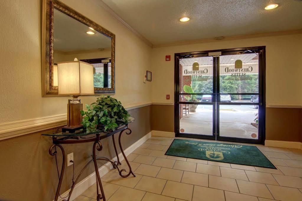 Intown Suites Extended Stay Marietta Ga - Roswell Rd ภายนอก รูปภาพ
